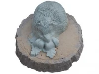 Скульптура «Ежик на пеньке» 410х380х170 мм (19,8 кг) 