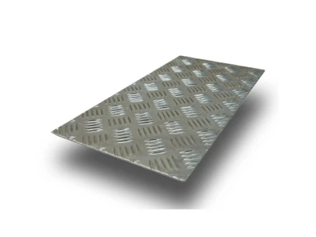 Металлическая пластина 4*500*1500 рифл